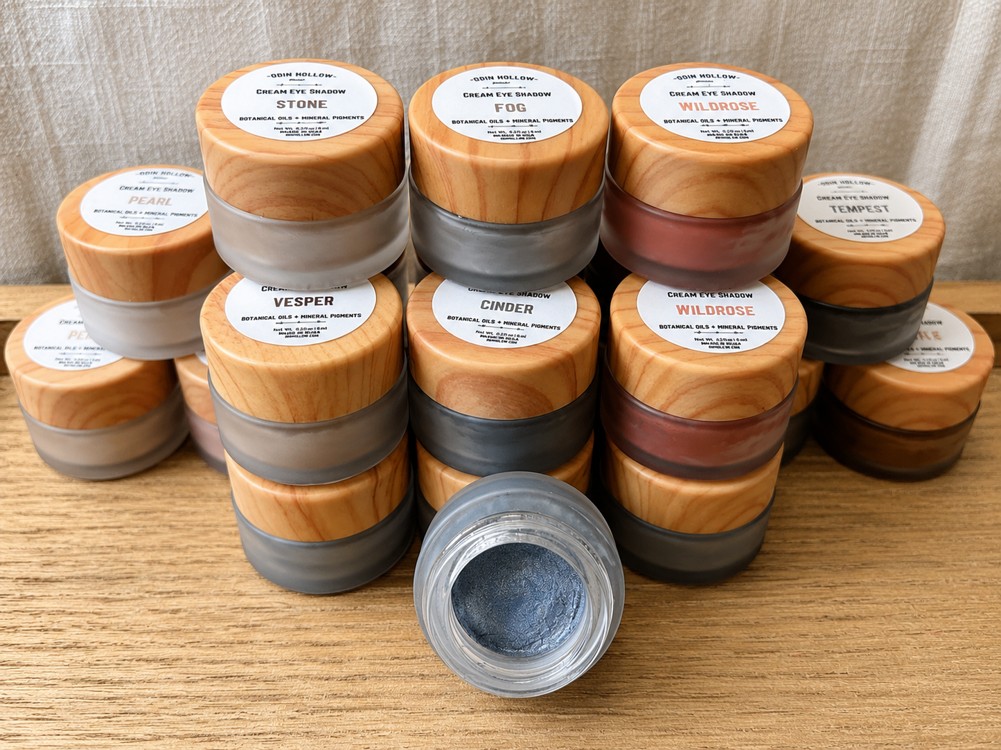 Cinder Cream Eye Shadow Smoky charcoal with luminous bronze shimmer
